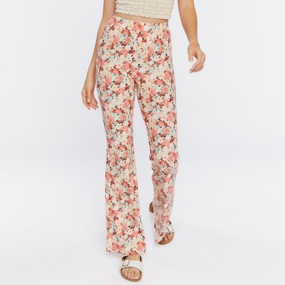 Floral Print Flare Pants - Picture 2 of 2